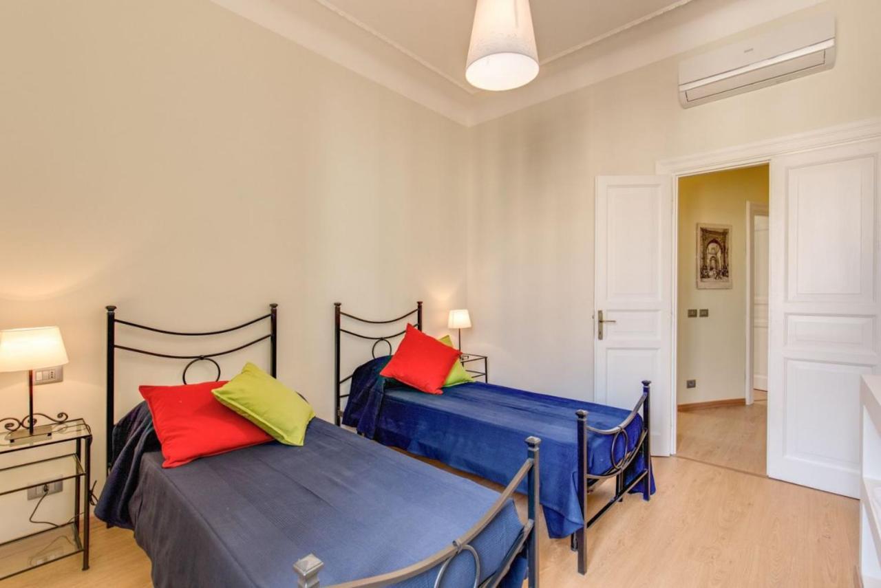Lovely 4-Bedroom Apartment 30M Sangiovanni Metro Ρώμη Εξωτερικό φωτογραφία